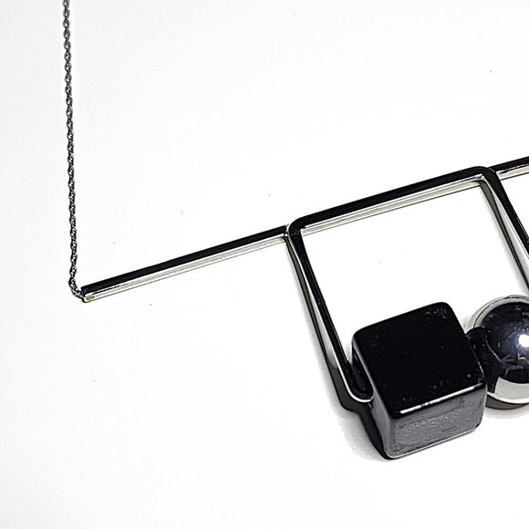 Minimalist geometric bar, cube, sphere necklace - Picture 2 of 8